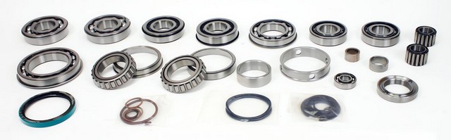 SKF STK203 Manual Transmission Bearing and Seal Overhaul Kit
